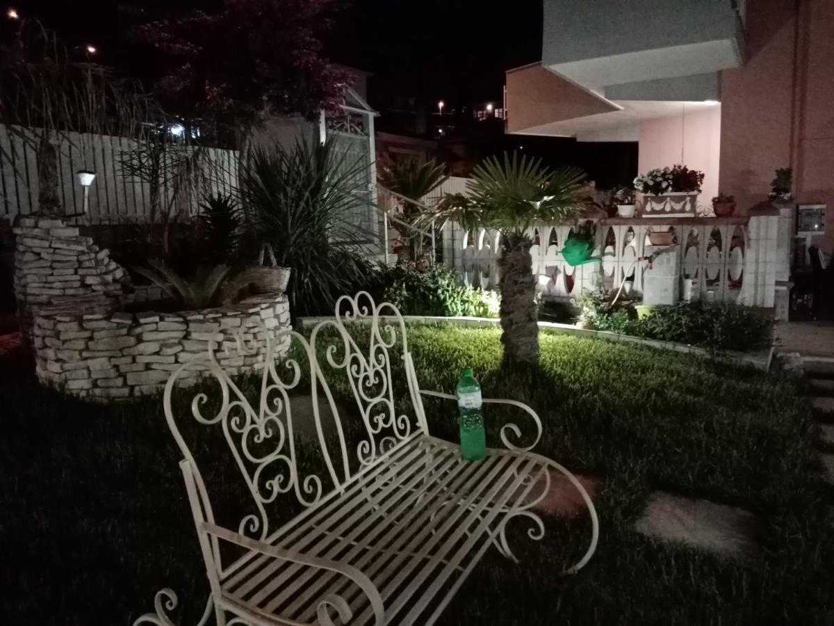 B&B Villa Antonio Loreto อากรอโปลี ภายนอก รูปภาพ